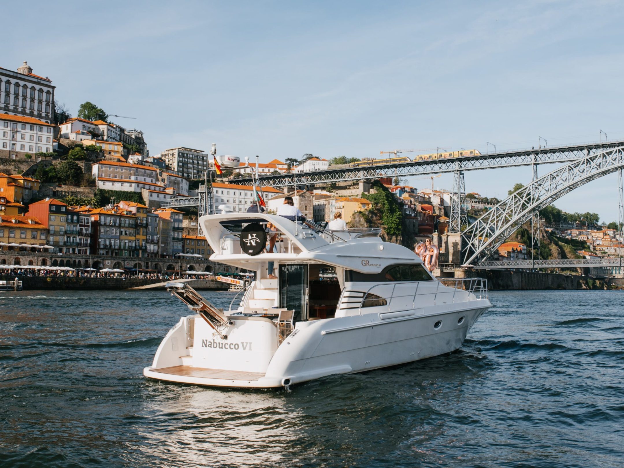 Premium Yacht in the Douro River, Oporto