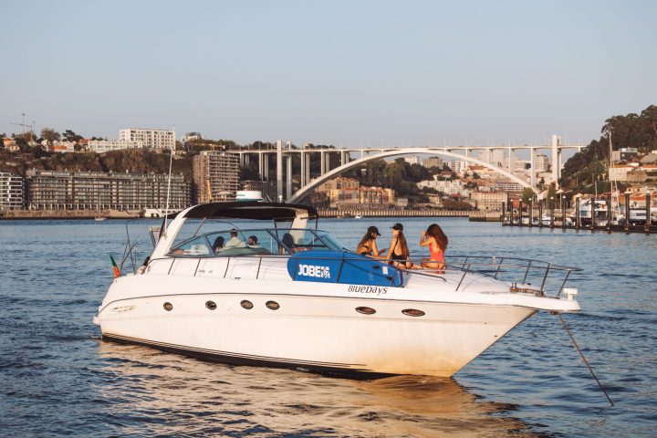 a small boat in a body of water