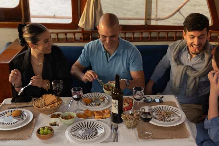 Dinner on Board, Porto, Portugal