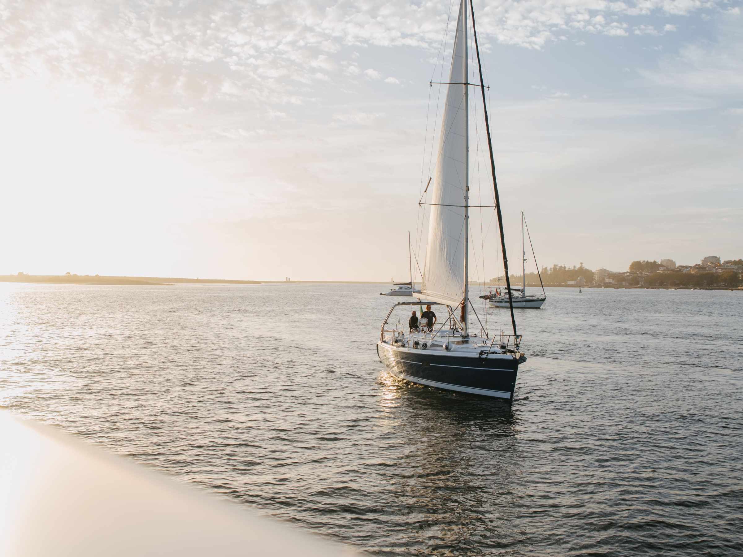 Sailboat douro river cruise sailing 360