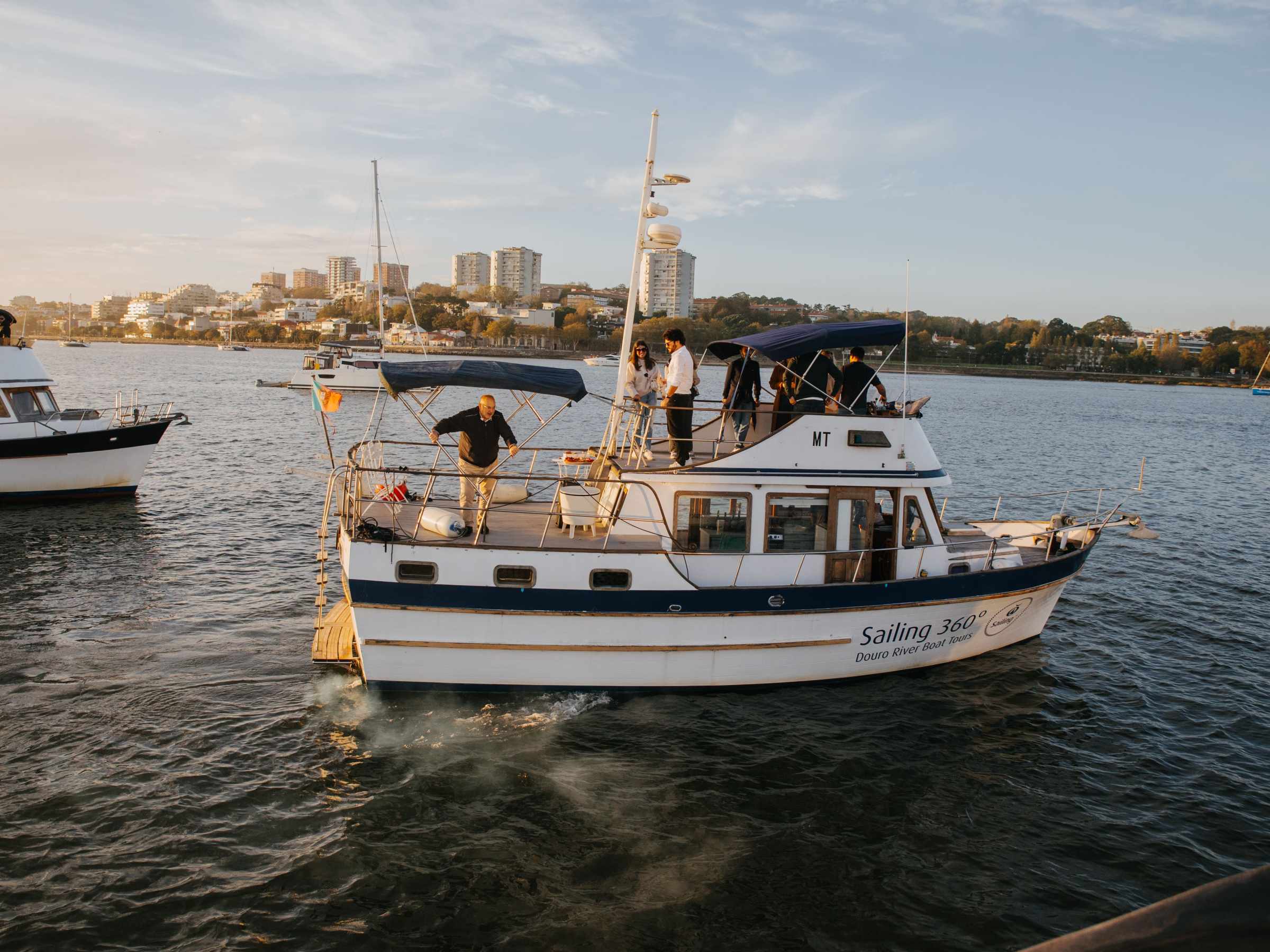 a small boat in a body of water