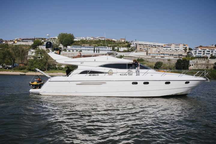 a small boat in a body of water